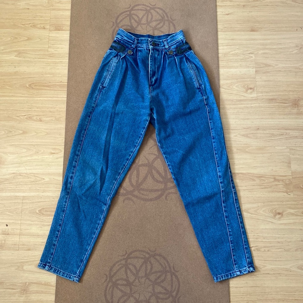 SOLD- Vintage 1980s Los Questa Jeans